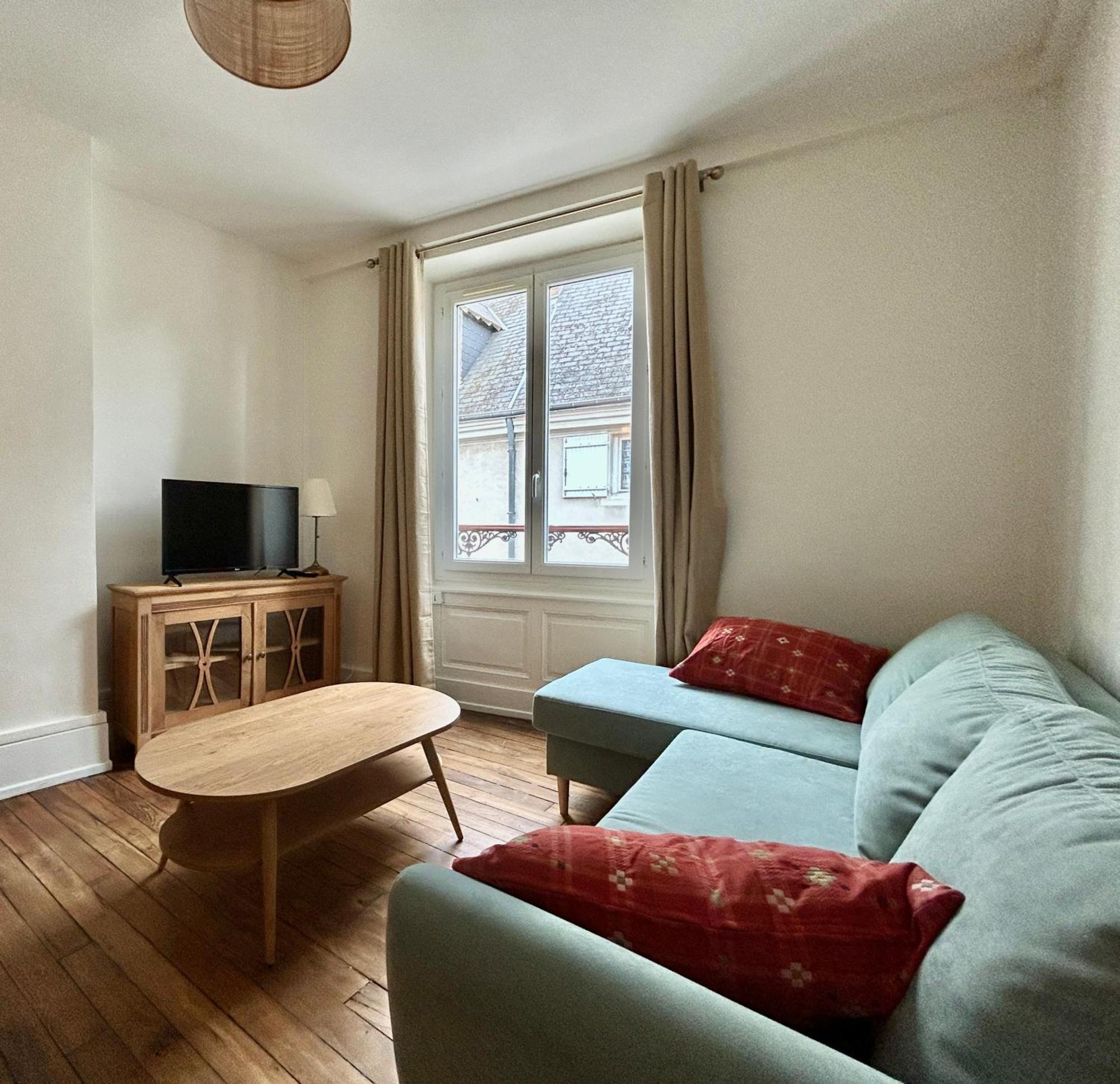 אורליאן Appartement Pinede - 2 Chambres - Centre Ville מראה חיצוני תמונה